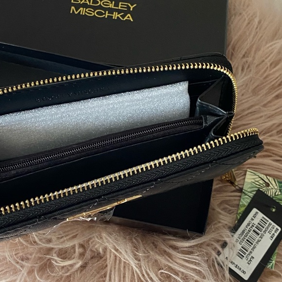 Badgley Mischka Wallet-selling bag separately - Picture 4 of 7